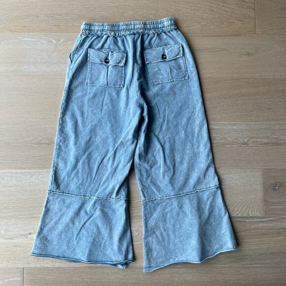 SAGE + FIG Mineral Washed Denim Cropped High Waisted Terry Pants Medium - Picture 3 of 5